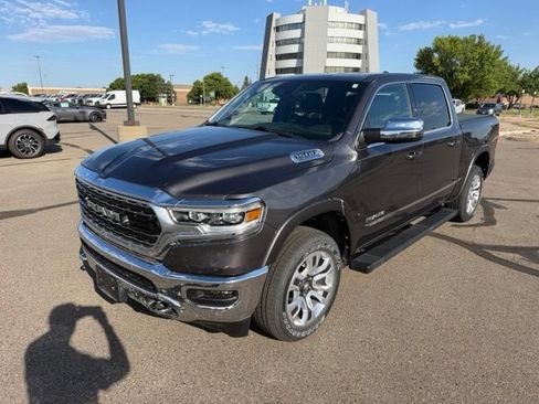 Used 2024 RAM 1500 Limited AWD/4WD image 6