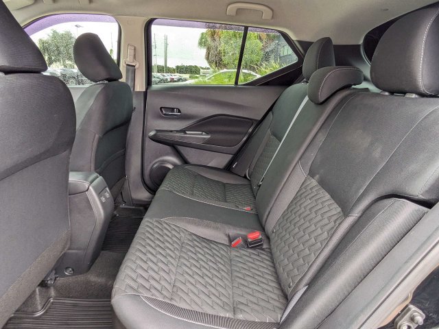 Used 2022 Nissan Kicks SV FWD image 15