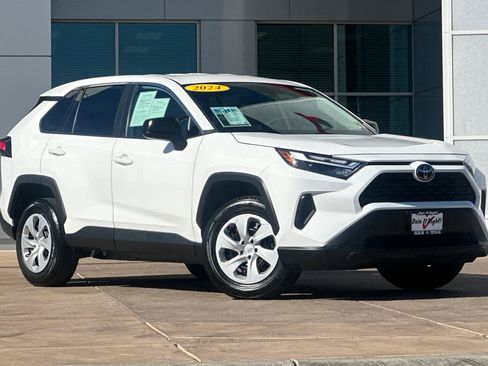 Used 2024 Toyota RAV4 LE AWD/4WD image 2