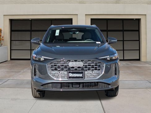 New 2025 Audi Q5 Premium Plus image 2