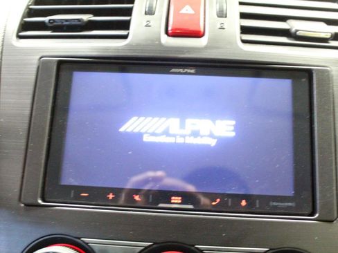 Used 2014 Subaru Impreza 2.0i Sport Premium image 12