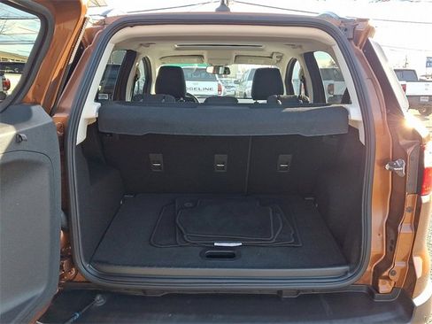 Used 2020 Ford EcoSport SE w/ SE Convenience Package image 30