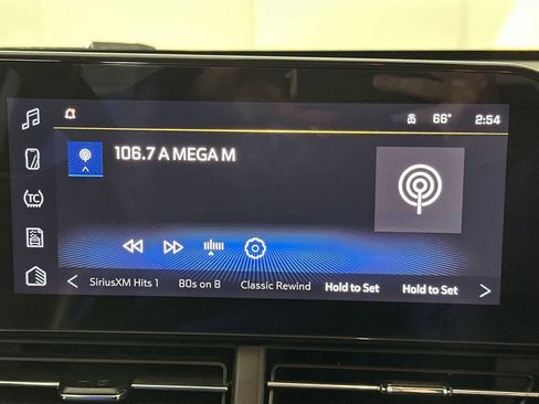 Used 2025 Chevrolet Trax LT w/ Driver Confidence Package image 16