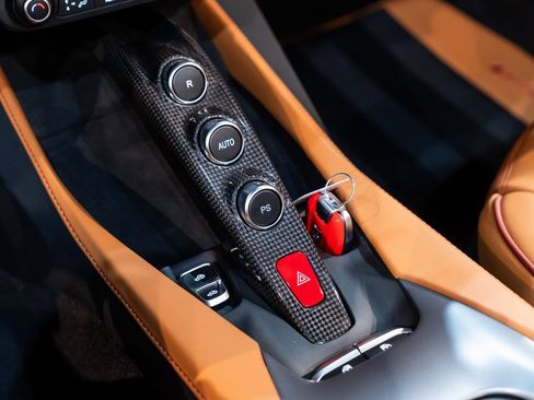 Certified 2023 Ferrari Portofino M image 34