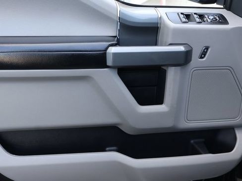 Used 2018 Ford F150 XLT w/ Equipment Group 302A Luxury RWD image 11