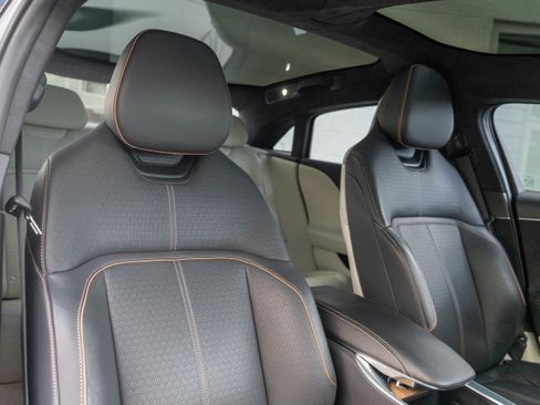 Used 2022 Lucid Air Grand Touring image 33