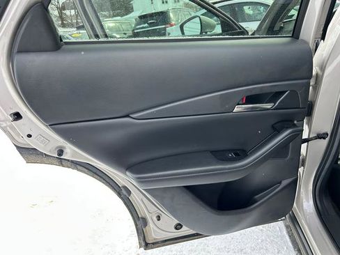 Certified 2024 MAZDA CX-30 AWD 2.5 S w/ Preferred Package image 11