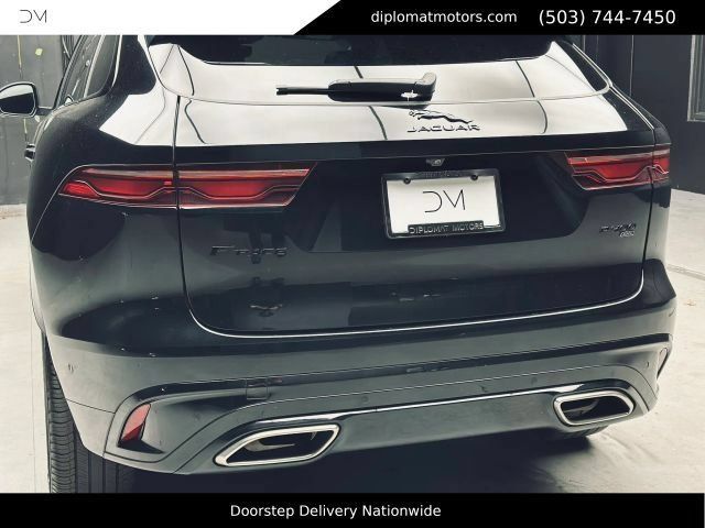 Used 2021 Jaguar F-PACE R-Dynamic S AWD/4WD image 16
