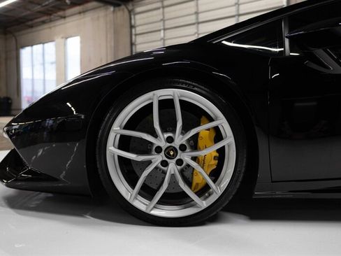 Used 2015 Lamborghini Huracan LP 610-4 image 5