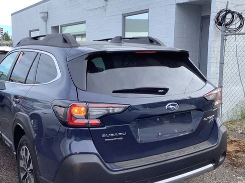 Used 2025 Subaru Outback Limited XT image 4