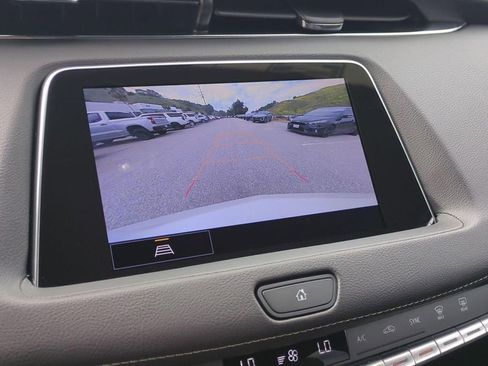 Certified 2023 Cadillac XT4 Luxury w/ Cold Weather Package image 12