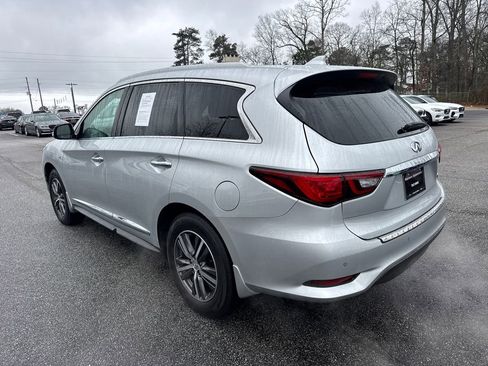 Used 2019 INFINITI QX60 Luxe w/ Essential Package image 5
