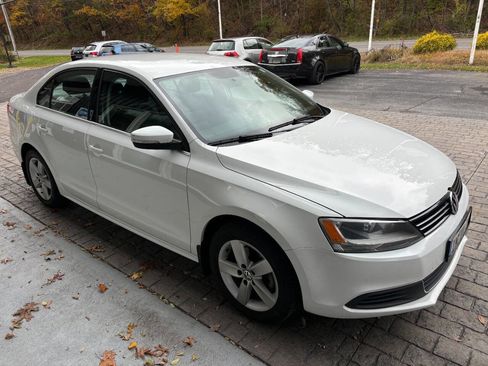 Used 2014 Volkswagen Jetta TDI Value Edition image 5