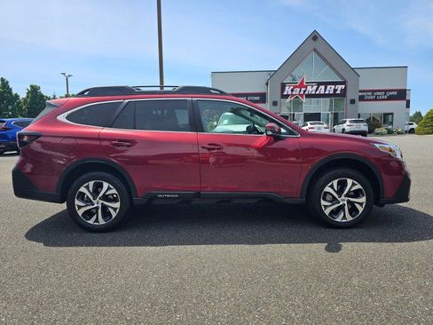 Used 2020 Subaru Outback Limited AWD/4WD image 2