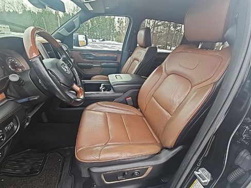 Used 2019 RAM 1500 Limited image 13