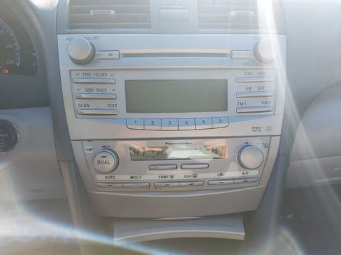 Used 2011 Toyota Camry BASE image 24