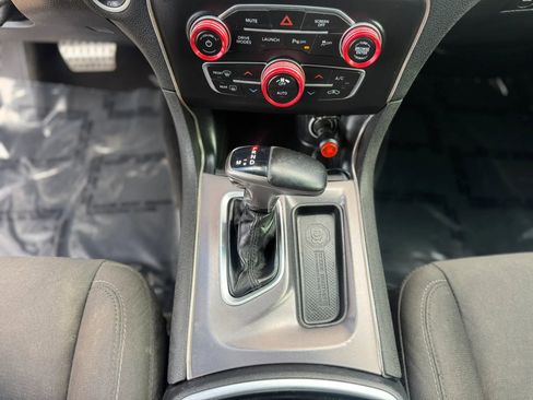 Used 2019 Dodge Charger Scat Pack RWD image 19