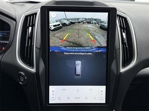 Certified 2024 Ford Edge SEL w/ Convenience Package image 12