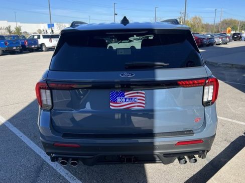 New 2026 Ford Explorer ST w/ Sun And Sound Package image 4