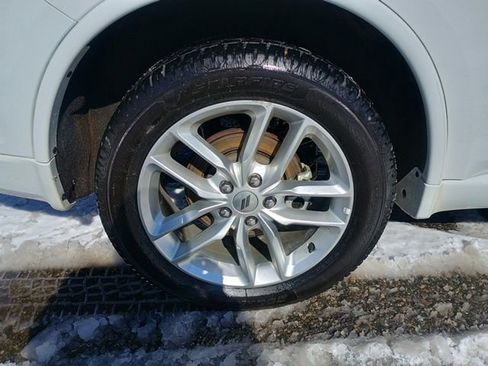 Used 2024 Dodge Durango GT image 11