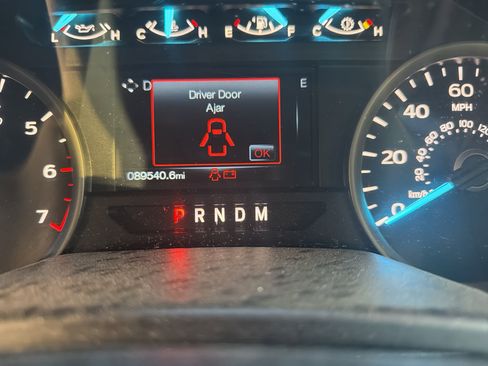 Used 2019 Ford F150 XLT w/ Equipment Group 302A Luxury image 13