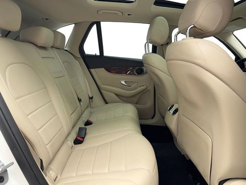 Used 2022 Mercedes-Benz GLC 300 GLC 300 NAV,CAM,PANO,HTD STS,B image 17