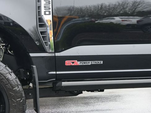 Used 2025 Ford F350 King Ranch w/ Chrome Package image 7