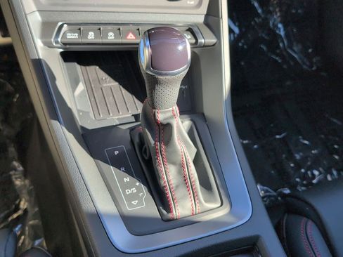 New 2025 Audi Q3 2.0T Premium Plus image 16