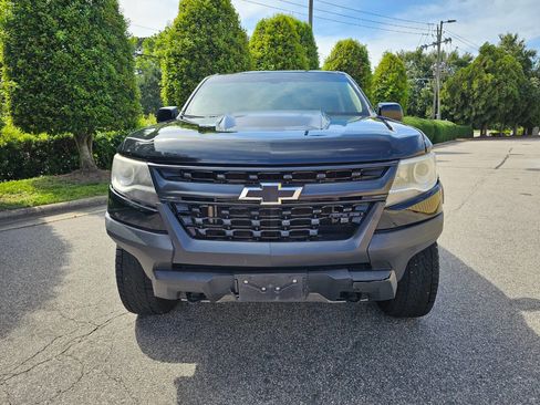 Used 2019 Chevrolet Colorado ZR2 w/ ZR2 Midnight Special Edition image 9