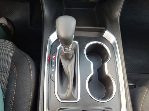 Certified 2021 Chevrolet Traverse LT image 22