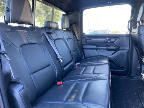Used 2022 RAM 1500 Limited w/ Body-Colour Bumper Group image 25
