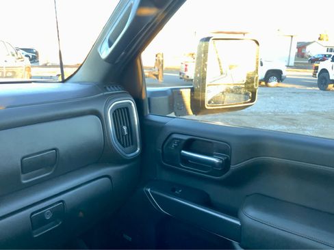 Used 2022 GMC Sierra 3500 AT4 w/ AT4 Premium Plus Package image 40