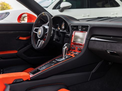 Certified 2016 Porsche 911 GT3 RS RWD image 49