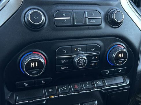 Used 2019 Chevrolet Silverado 1500 LT w/ Texas Edition image 21