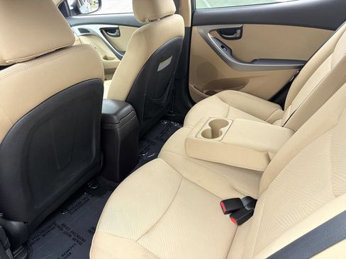 Used 2013 Hyundai Elantra GLS w/ Preferred Pkg FWD image 15