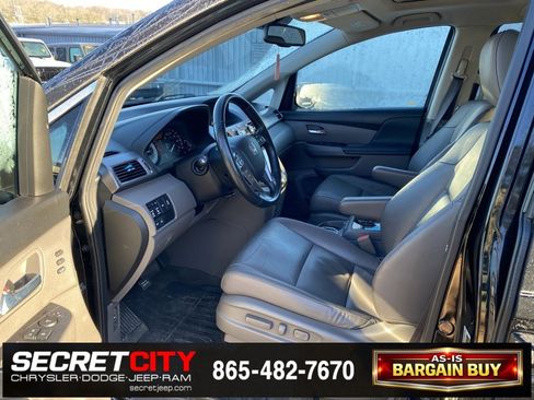 Used 2015 Honda Odyssey Touring image 9