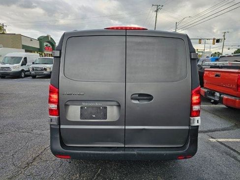 Used 2016 Mercedes-Benz Metris image 5