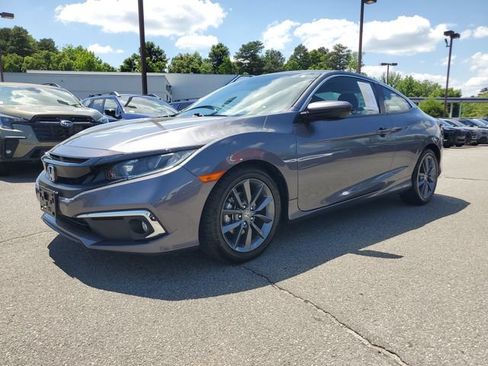 Used 2019 Honda Civic EX image 3