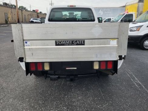 Used 2016 Ford F250 XL w/ Power Equipment Group RWD image 3