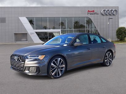 Used 2025 Audi Q3 2.0T Premium w/ Convenience Package