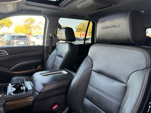 Used 2019 GMC Yukon Denali w/ Open Road Package RWD image 13
