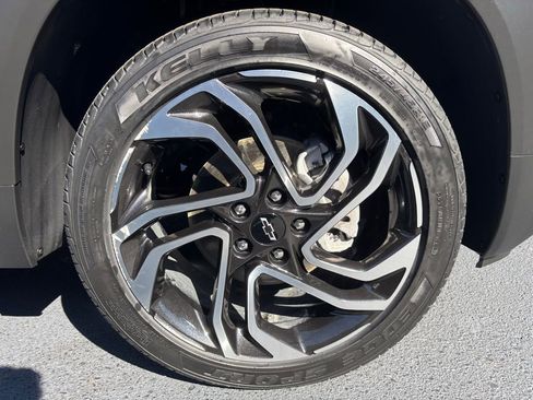 Used 2024 Chevrolet TrailBlazer RS w/ Convenience Package image 31
