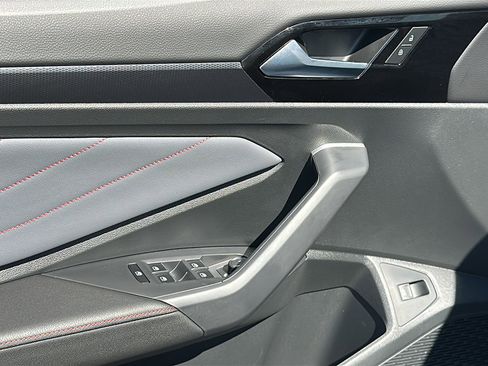 Used 2025 Volkswagen Jetta GLI Autobahn image 16