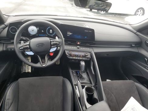 Used 2025 Hyundai Elantra N image 10