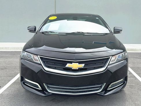 Used 2019 Chevrolet Impala LT FWD image 9