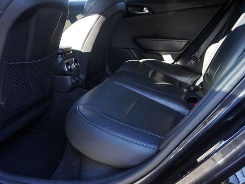 Used 2020 Kia Stinger GT-Line image 27