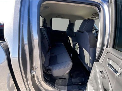 New 2026 Nissan Frontier SV image 9