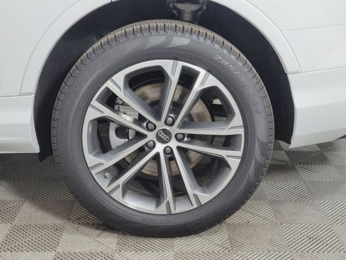 New 2026 Audi Q7 2.0T Premium image 11