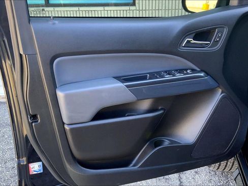 Used 2022 Chevrolet Colorado Z71 image 24