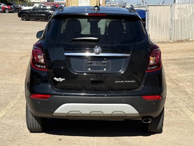 Used 2021 Buick Encore Preferred w/ Safety Package II FWD image 5